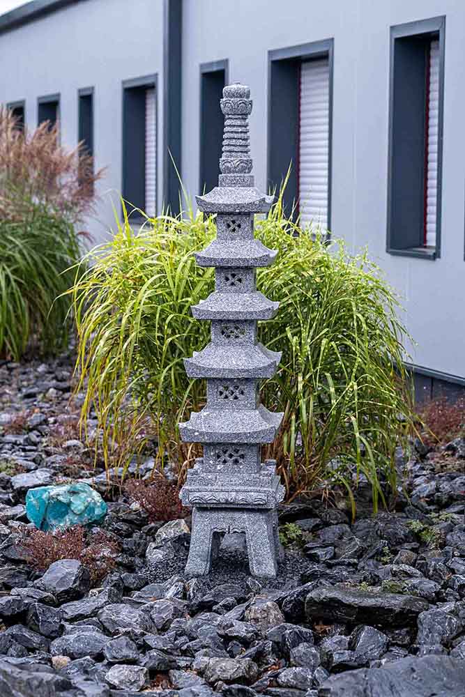 Japanische Steinpagode, 5 Ebenen aus Granitstein